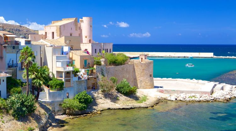 Castellmare del Golfo, situat a la província de Trapani. Expedia