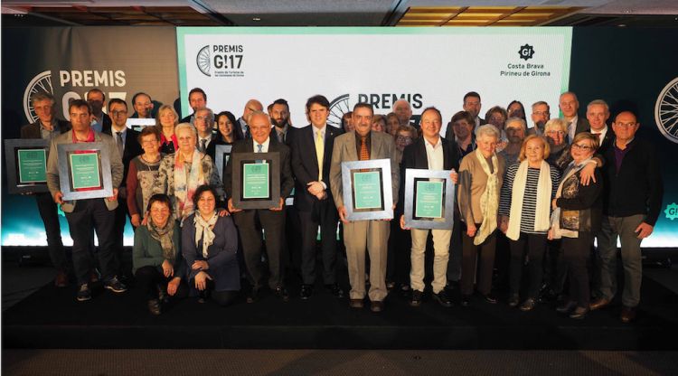 Foto de família dels guardonats als premis G!. Pere Duran