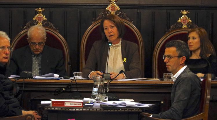 L'alcaldessa de Girona, Marta Madrenas, durant el ple municipal. ACN