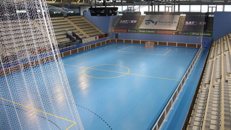 La pista blava de la ciutat esportiva de Blanes, de 1.044 metres quadrats © ACN