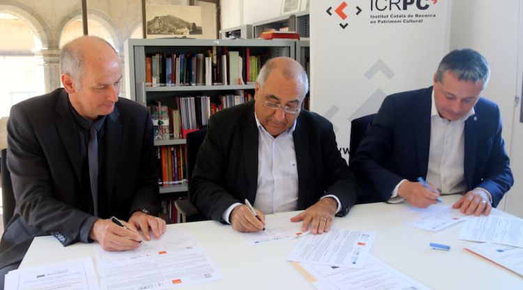 D'esquerra a dreta: Martin Galinier, Joaquim Nadal i Ramon Roqué. ACN