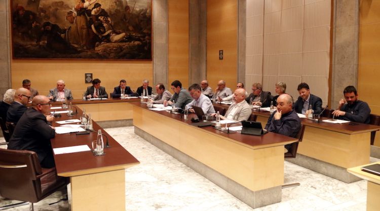 Pla general del ple de la Diputació de Girona d'aquest matí. ACN