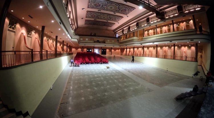 Interior del teatre Jardí de Figueres durant les obres que s'han iniciat