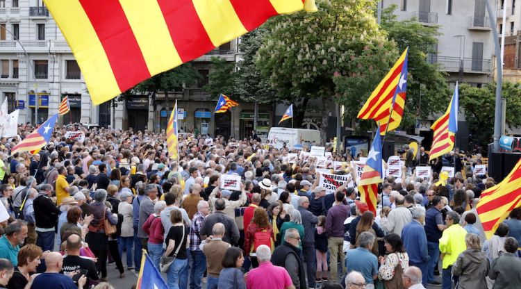 Pla general de la concentració a Girona contra el manteniment del 155. ACN