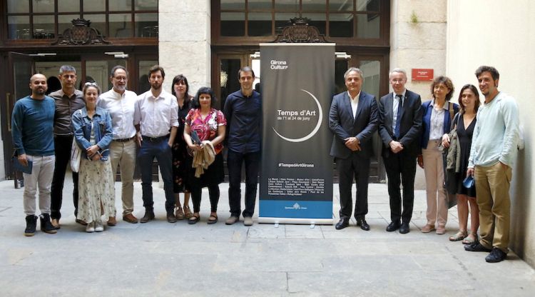 Alguns dels impulsors del Temps d'Art a Girona que s'ha presentat avui. ACN