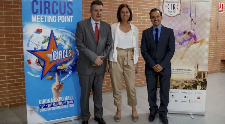 Les autoritats que avui han presentat les novetats de la nova edició del Festival del Circ a Girona. ACN