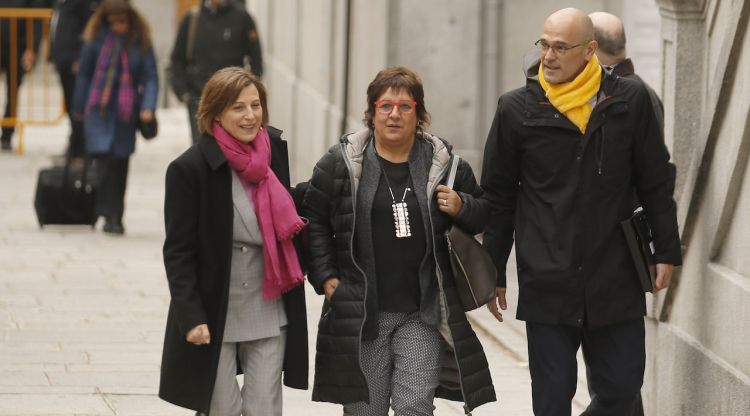 Dolors Bassa i Carme Forcadell arriben a la seu del Tribunal Suprem el passat març. ACN