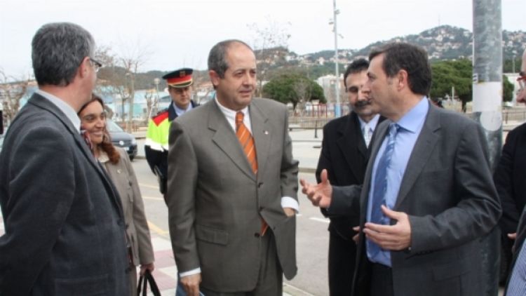 El conseller d'Interior, Felip Puig, arribant a l'hotel de Lloret de Mar on s'ha celebrat el congrés de l'associació de caps i comandaments de les Policies Locals de Catalunya. ACN