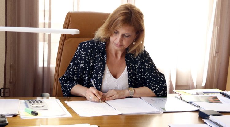 L'alcaldessa de Figueres, Marta Felip, al seu despatx (arxiu). ACN