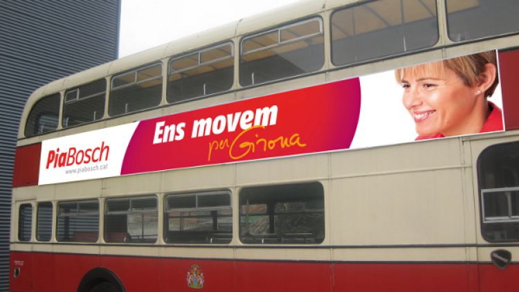 Imatge de l'autobús anglès que utilitzarà Pia Bosch durant la campanya.