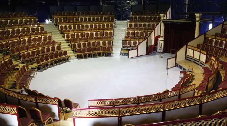 Interior de la Cúpula de les Arts, el nou equipament cultural a la ciutat de Girona. ACN