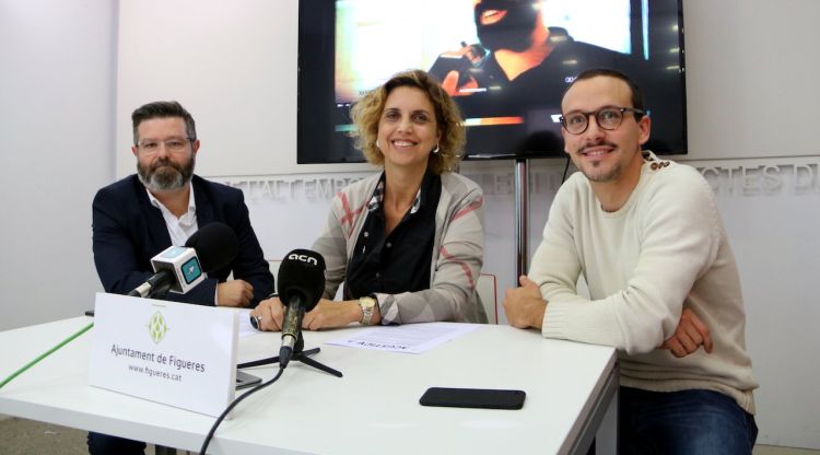 D'esquerra a dreta: Xavi Pasqual, Marta Felip i Marc Fragoso. ACN