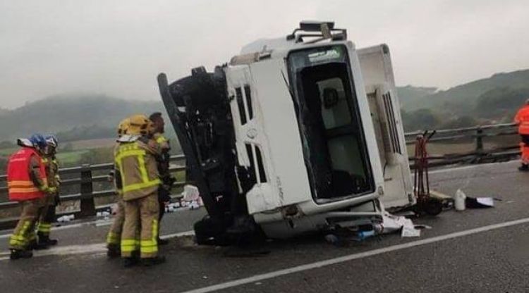 El camió accidentat. Anti-Radars Garrotxa