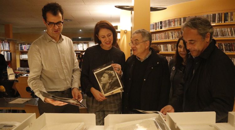 Les autoritats que aquest avui han presentat el fons de Carroll. ACN