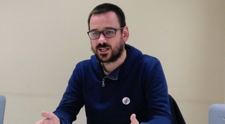 Lluc Salellas, explicant la postura de la CUP, aquest matí. ACN