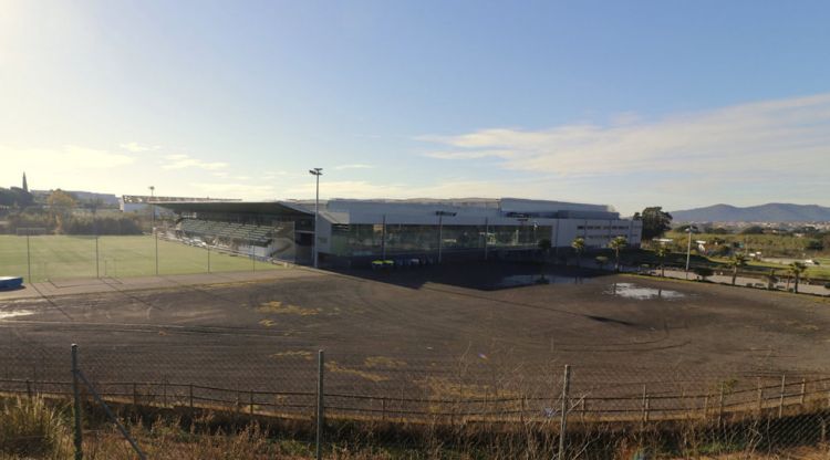 Espai on es construirà el nou complex de piscines cobertes, al costat de la Ciutat Esportiva de Blanes