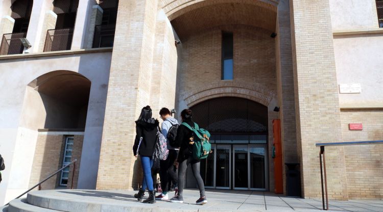 Façana de la facultat de Lletres i Turisme de la Universitat de Girona. ACN