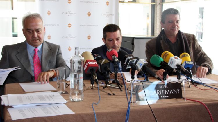Membres de l'ACR, ahir al matí a Girona © ACN