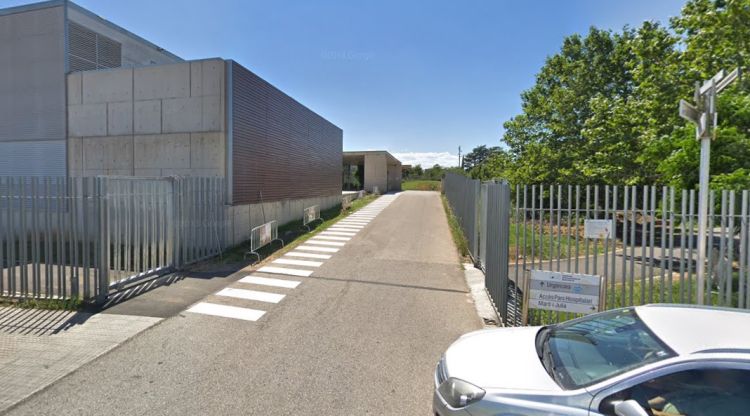 Accés a les urgències del Santa Caterina (arxiu)