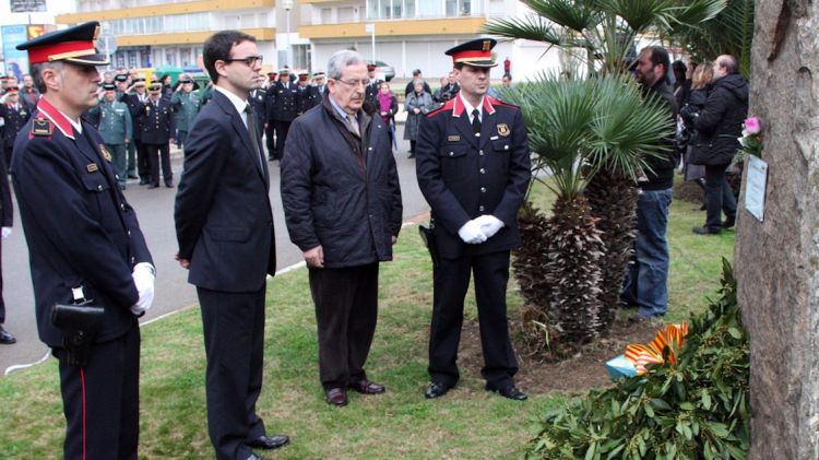 Orfena floral en homenatge a Santos Santamaria © ACN