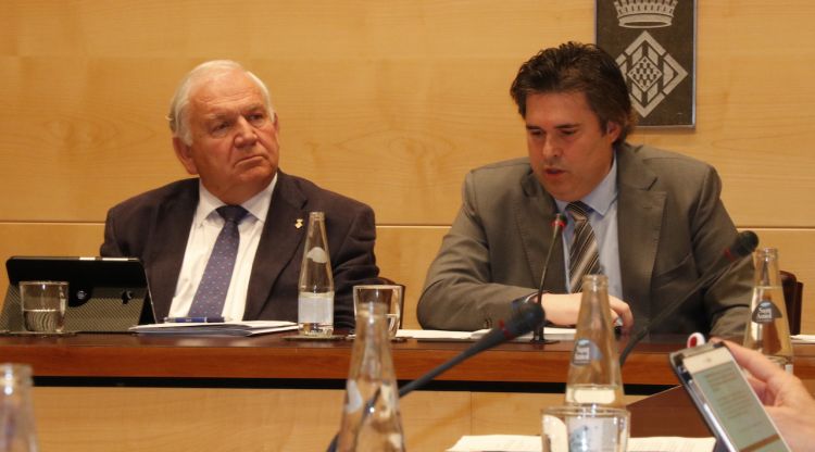 (D'esquerra a dreta) El vicepresident de la Diputació de Girona Fermí Santamaria amb l'aleshores president, Pere Vila. ACN