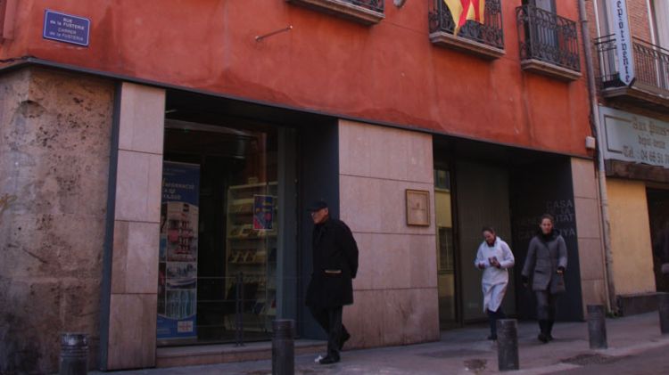 La façana de la Casa de la Generalitat a Perpinyà, aquest divendres al matí © ACN