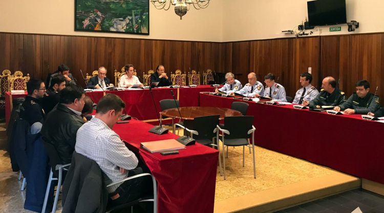 Un moment de la reunió de la junta de seguretat de Figueres. ACN