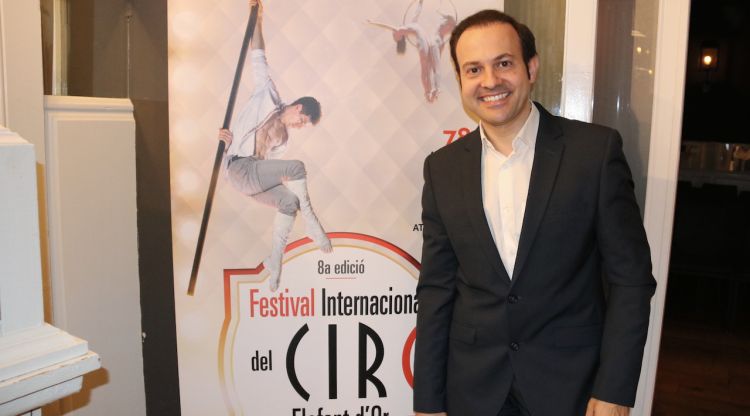 El director del Festival Internacional del Circ Elefant d'Or de Girona, Genís Matabosch, abans de la presentació. ACN