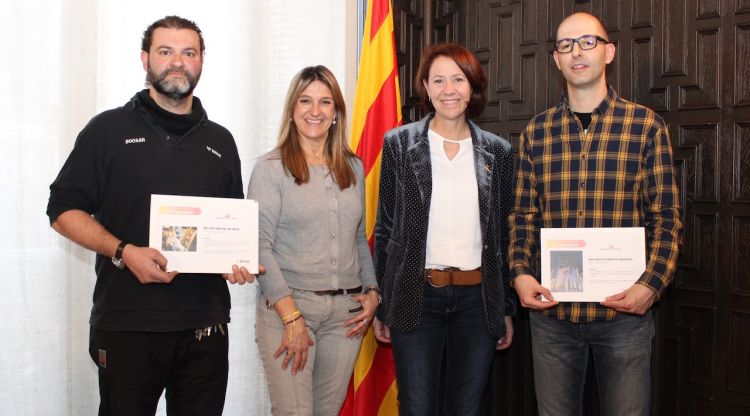 Els premiats Joan Trias i Xevi Villarreal recollint el guardó