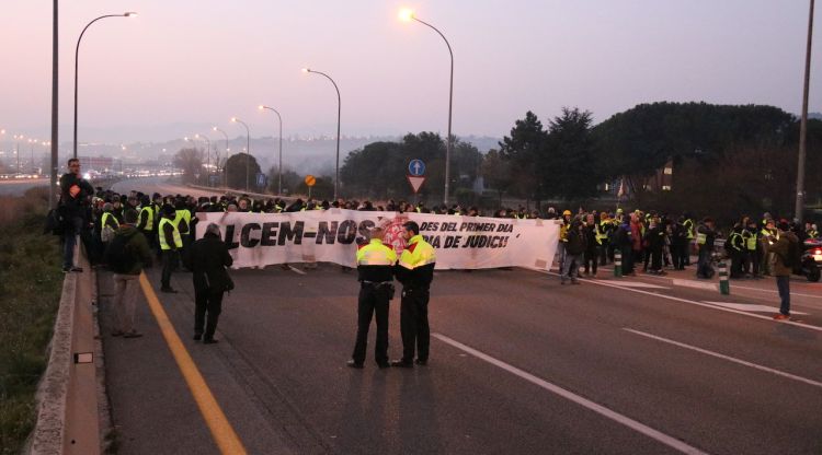Pla general del tall de la C-58, en sentit Barcelona, a l'alçada de Sabadell