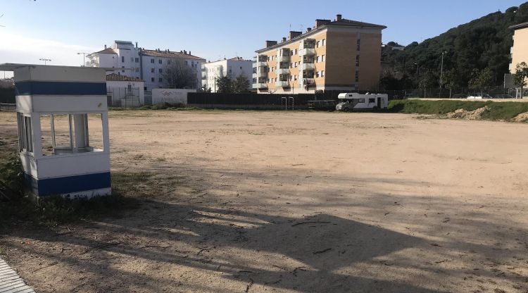 Un dels terrenys que serà pavimentat