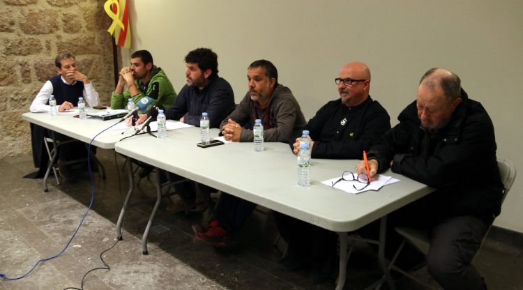 Pla general dels regidors de Bellcaire durant el ple. ACN