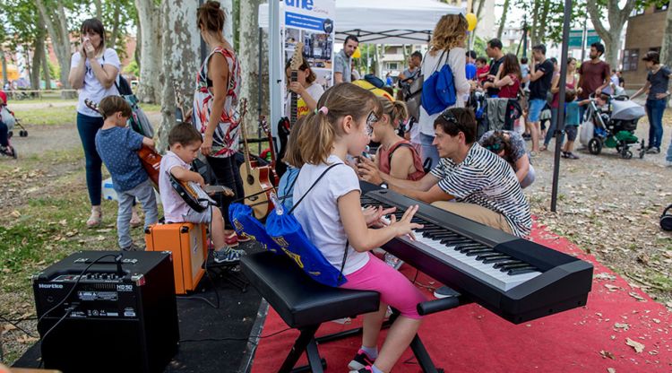 Una activitat amb nens del Festivalot de l'any passat