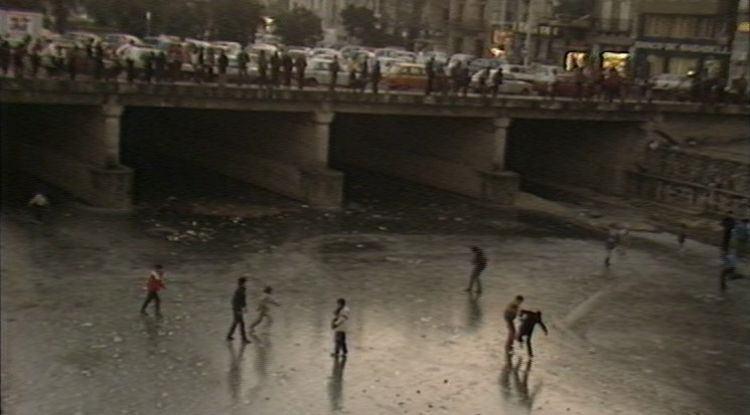 Imatge del riu Onyar glaçat l'hivern del 1985