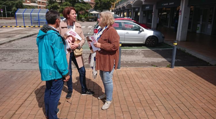 Marta Madrenas amb Eva Palau i Enric Palomeras a Montjuïc