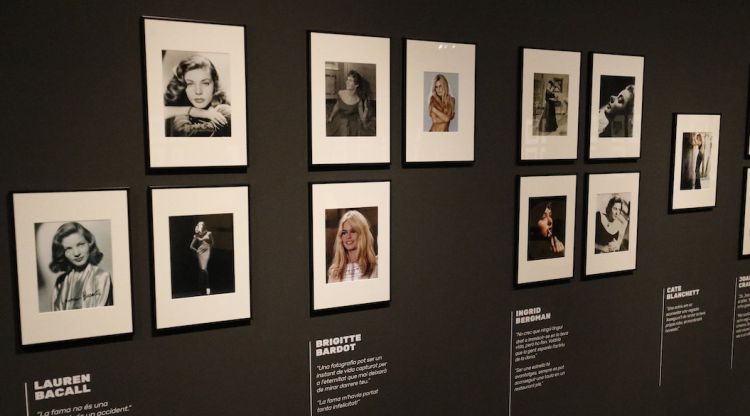 Algunes de les fotografies de l'exposició 'Icòniques' que hi ha al Museu del Cinema de Girona. ACN