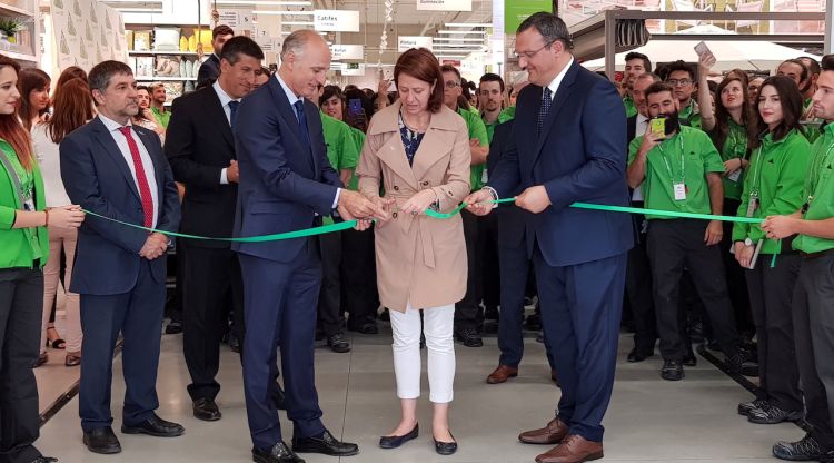 Leroy Merlin va inagurar les seves instal·lacions a l'Avellaneda el 12 de juny de 2019. ACN