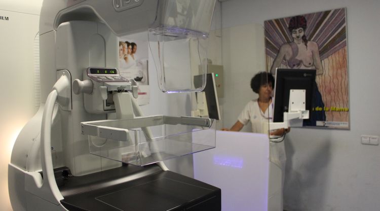 El nou mamògraf de l'hospital Trueta. ACN