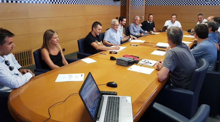 Primera reunió de la Comissió per a la variant d'Olot de l'Ajuntament