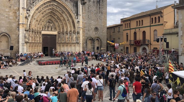 Un dels espectacles que van tenir lloc davant la basílica. M. Estarriola