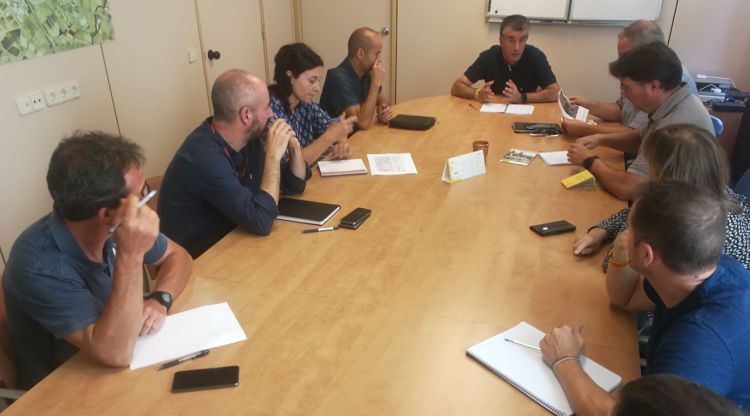 Reunió entre les administracions afectades per resoldre les aglomeracions que s'han viscut a la zona de la Pilastra