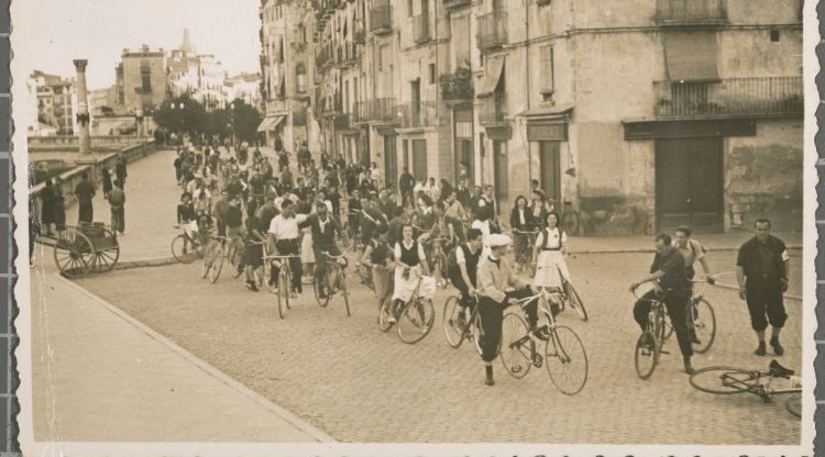 Festa del pedal, 1944. Ajuntament de Girona. CRDI. Salvador Crescenti