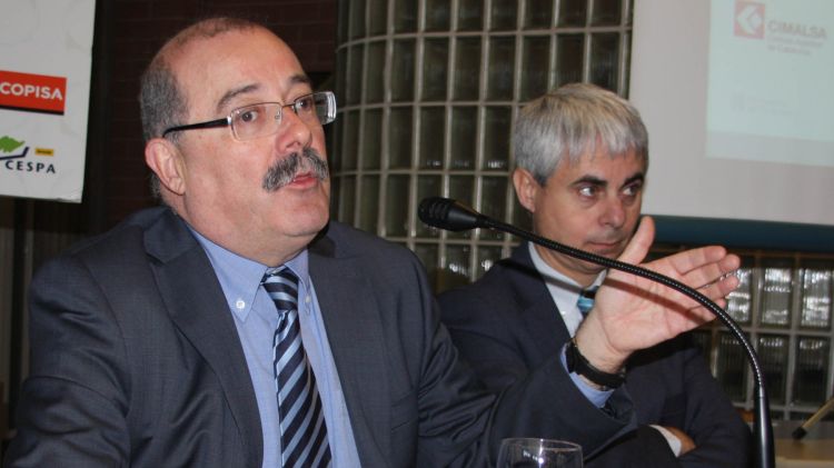 El secretari per a la Mobilitat del Govern, Manel Nadal, i el president de CIMALSA, Ignasi Regàs © ACN