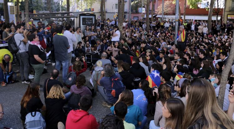 Pla general de la concentració davant dels Jutjats de Girona. ACN