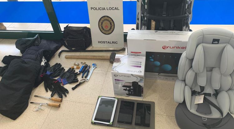 Els objectes requisats als detinguts per la Policia Local d'Hostalric