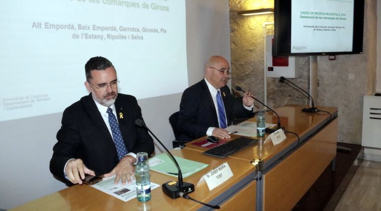 El director de l'ARC, Josep Maria Tost, presentant les dades de reciclatge. ACN