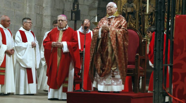 El Bisbe de Girona, Francesc Pardo, durant la missa de Sant Narcís. ACN