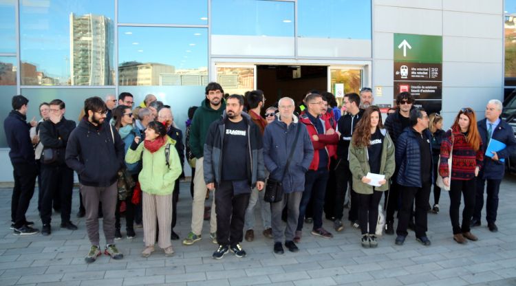 Els encausats pel tall del TAV el primer aniversari de l'1-O a Girona. ACN