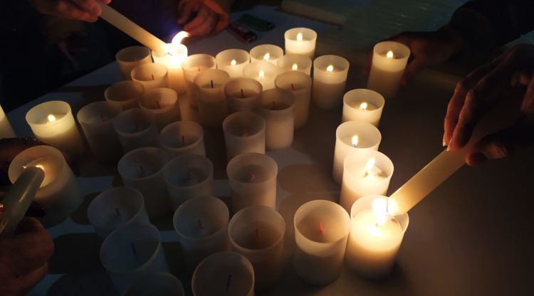 Les espelmes que han encès els veïns de Salitja