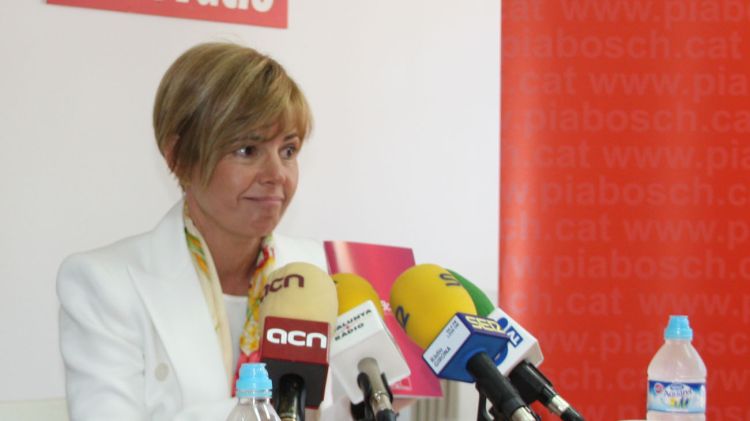 Pia Bosch, ha presentat les propostes acompanyada de Xavier Amores © ACN